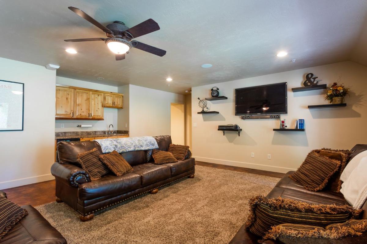 A Focused Environment for Stabilization